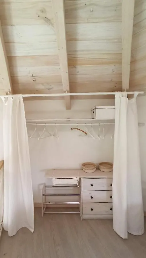 בית נופש הוילה מונגיה Mini Casa Con Jardin