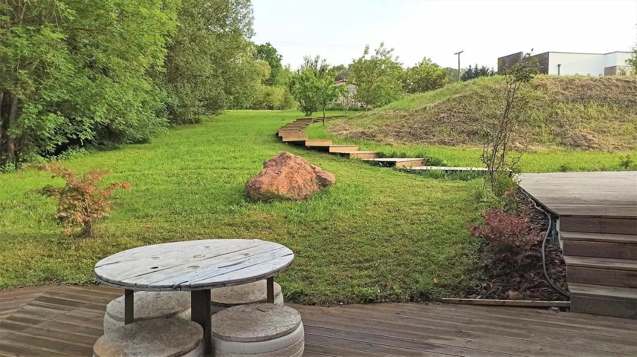 הוילה מונגיה Mini Casa Con Jardin ספרד
