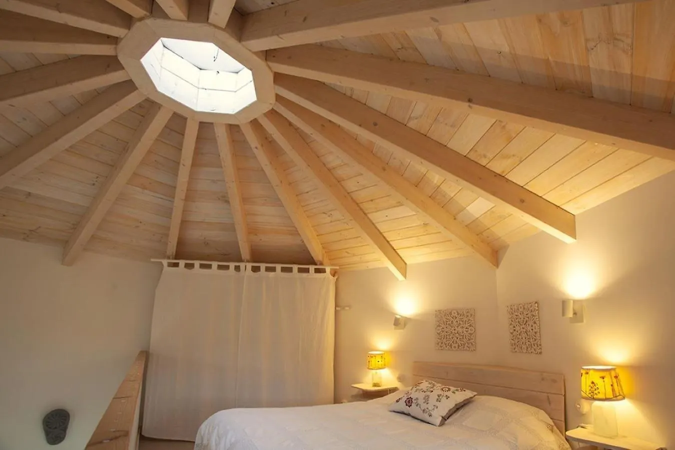 הוילה מונגיה Mini Casa Con Jardin 0*,